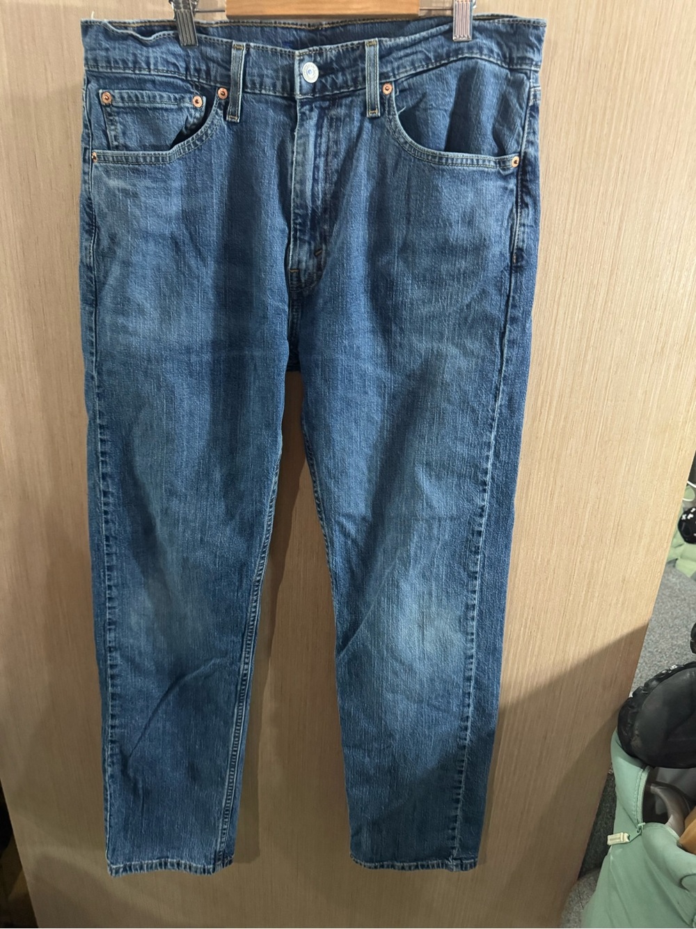 Mens Levi's 505 Medium Wash Straight-Leg Jeans Size 35